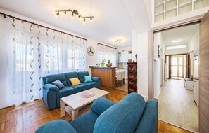 Smart TV - 3 bedroom awesome apartment in Pula (Pula)