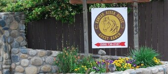 Cottage on 3 acre Riverfront Private Estate with  Hot Tub