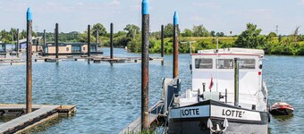 Amazing ship in Ohé & Laak with WiFi