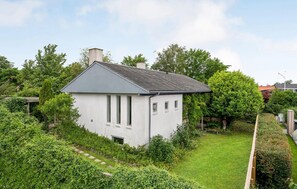 Exterior - 4 bedroom beautiful home in Ebeltoft (Ebeltoft)