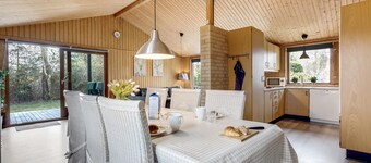 Awesome home in Væggerløse with kitchen