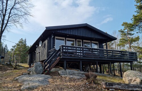 Awesome home in Marnardal with kitchen