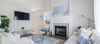 5BR/3BA NEW Game Room, Pool + Arcade + Fire Pit!