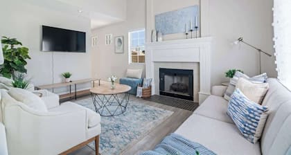 5BR/3BA NEW Game Room, Pool + Arcade + Fire Pit!