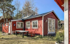 Exterior - Beautiful home in Löderup with kitchen (Löderup)