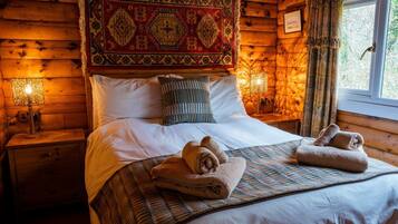 2 bedrooms, iron/ironing board, travel cot, free WiFi