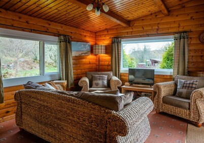 Self-Catering log cabin near Plockton and the Isle of Skye secluded, well equipped and dog friendly.