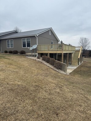 Exterior - Relaxing, Quiet get away where you can enjoy the outdoors. (Elsberry)