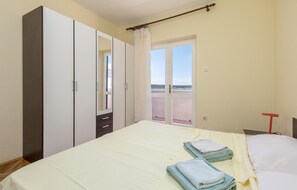 1 habitación, wifi gratis y ropa de cama 