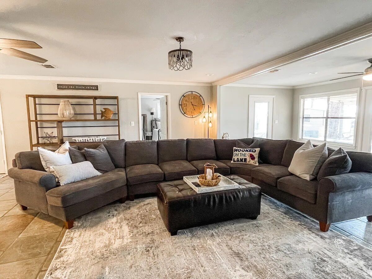 Lakefront House with Boathouse 