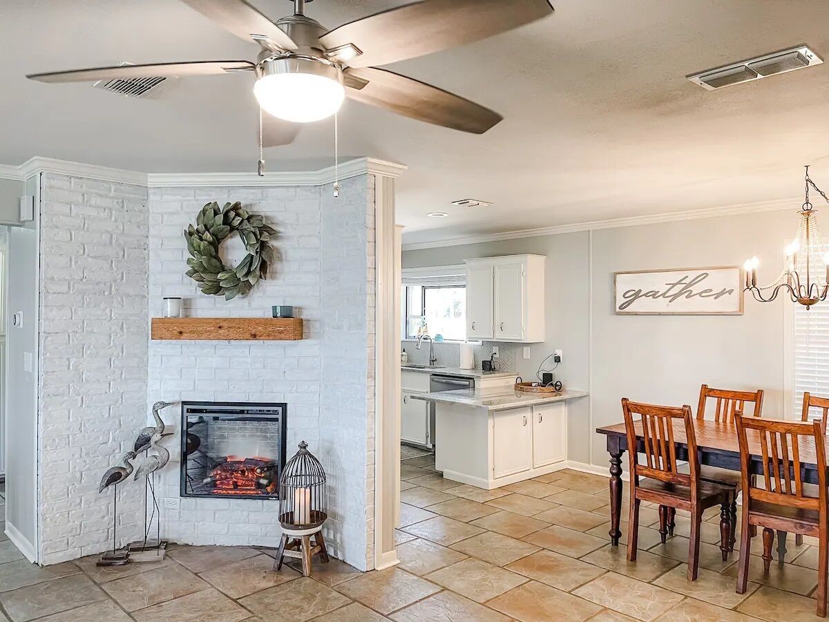 Lakefront House with Boathouse 