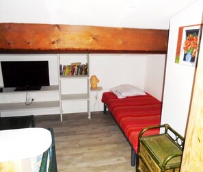 4 bedrooms