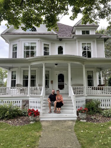 1905 Victorian Farmhouse close to Lake Geneva.