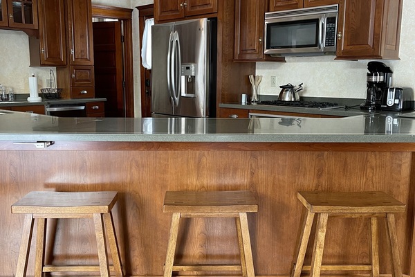 Frigorífic, microones, forn i placa de cuina