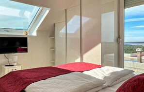 3 Schlafzimmer, Reisekinderbett, kostenloses WLAN, Bettwäsche