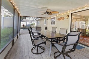 Outdoor dining