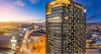 ♤2B&2B at Adamant tower luxury. 75 inch TV & A/C