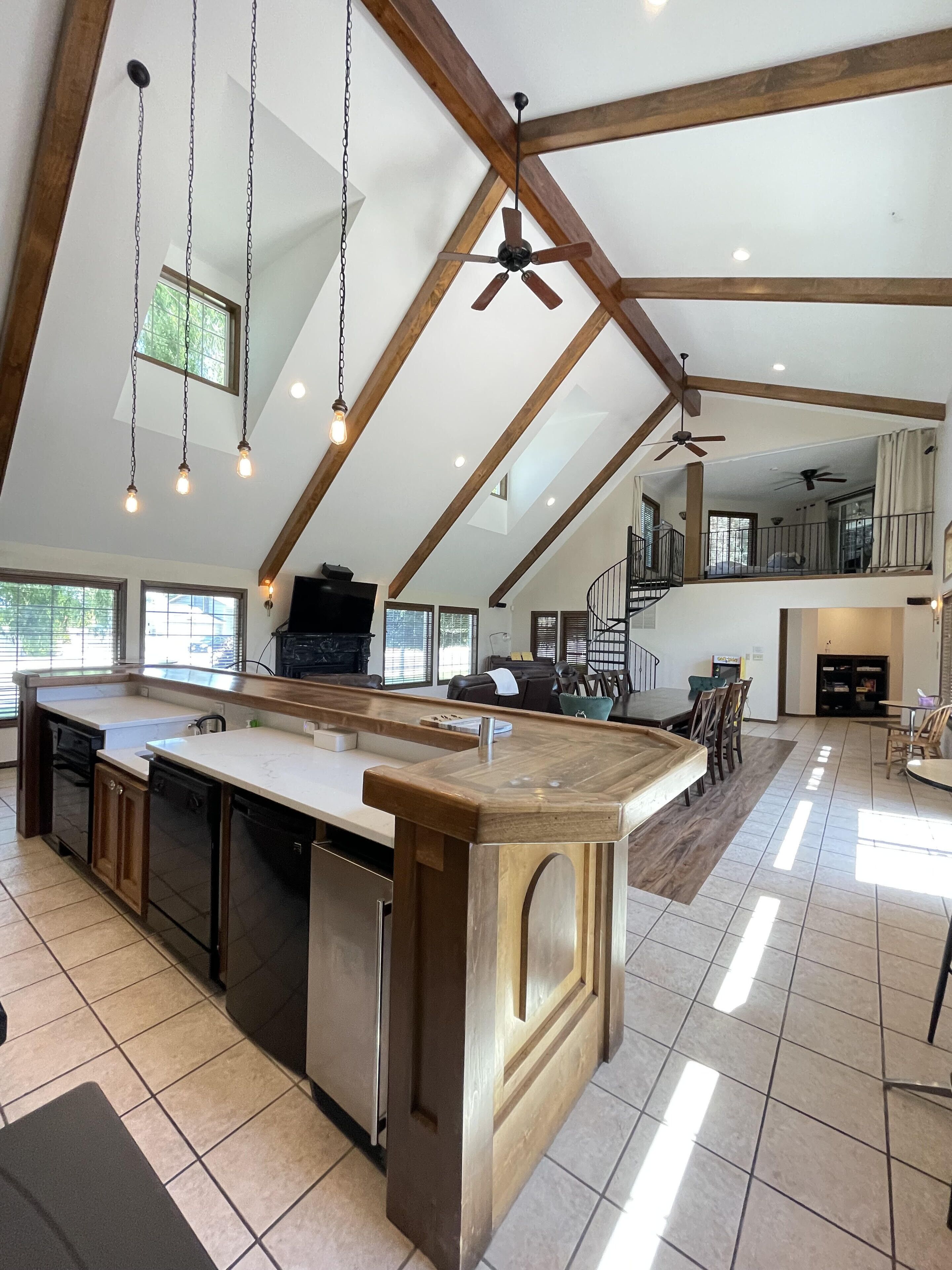 Spacious Retreat | Sleeps 16 | Large Great Room | Hot tub & Pool | Two masters