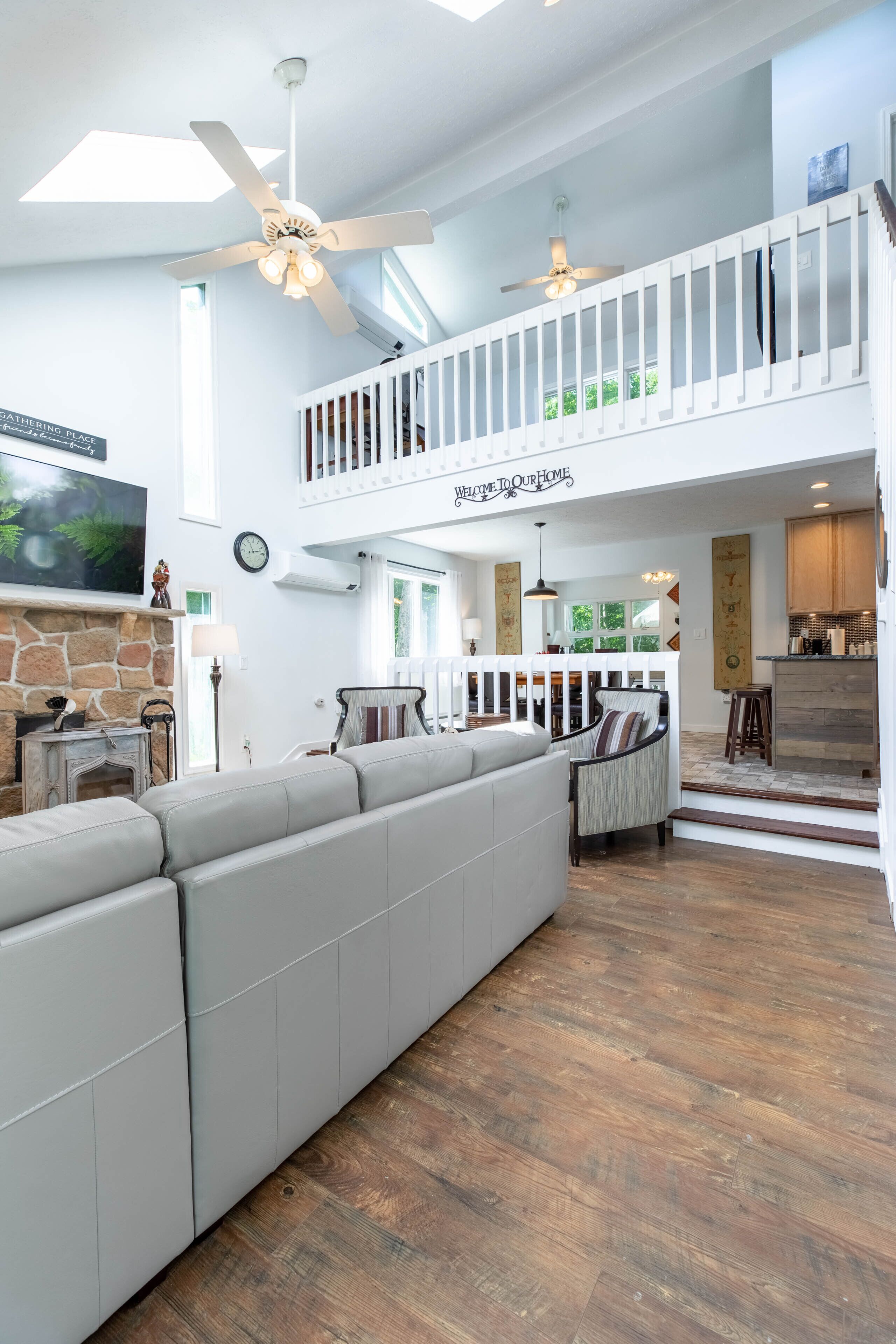 Rocky Forest Cabin - Lake / Skiing / Casino / Hiking 