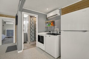 Fridge, microwave, oven, stovetop - Riverfront property located directly on the Guadalupe River  (New Braunfels)