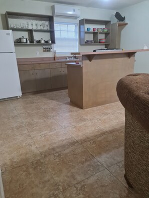 Interior - 5 minutes from the Beaches!!!! (Providenciales)