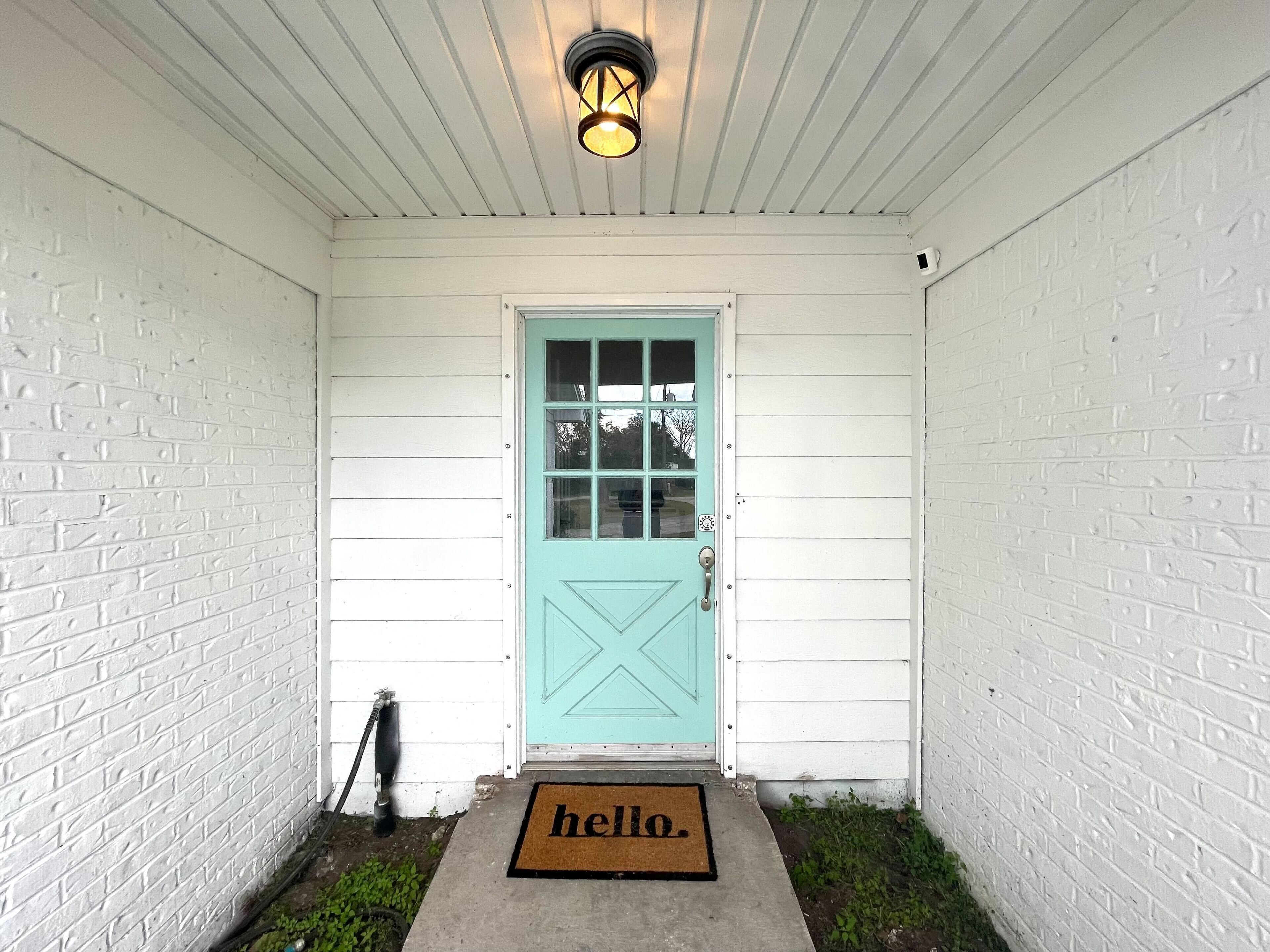 Spacious 1 King Bed Suite Nearby Beach and Mayo Clinic