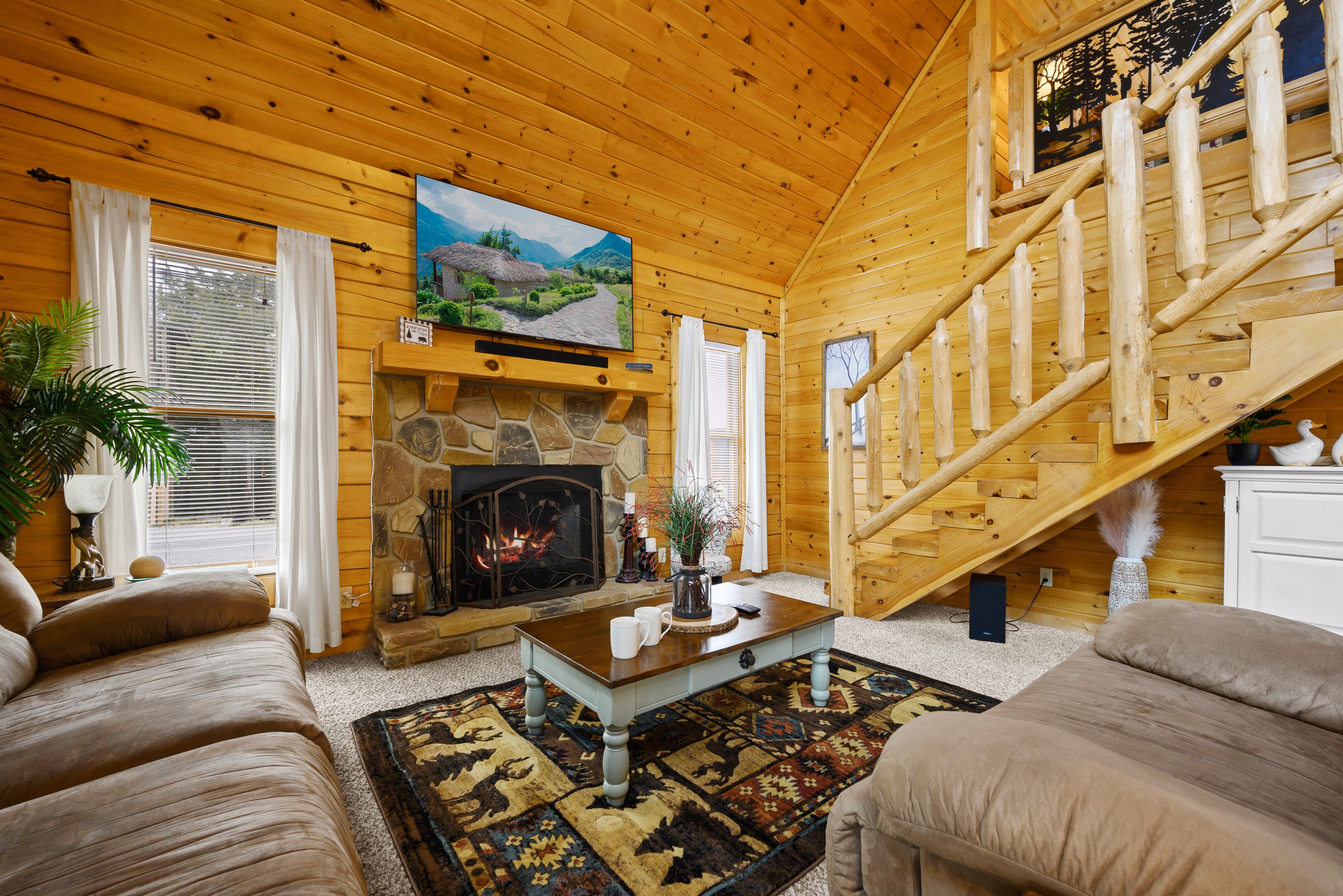🌟 NEW 🚤 Lake Cabin! 🌲 One of a Kind Views 🔎 Pool + Hot Tub + 2 Fireplaces 🔥