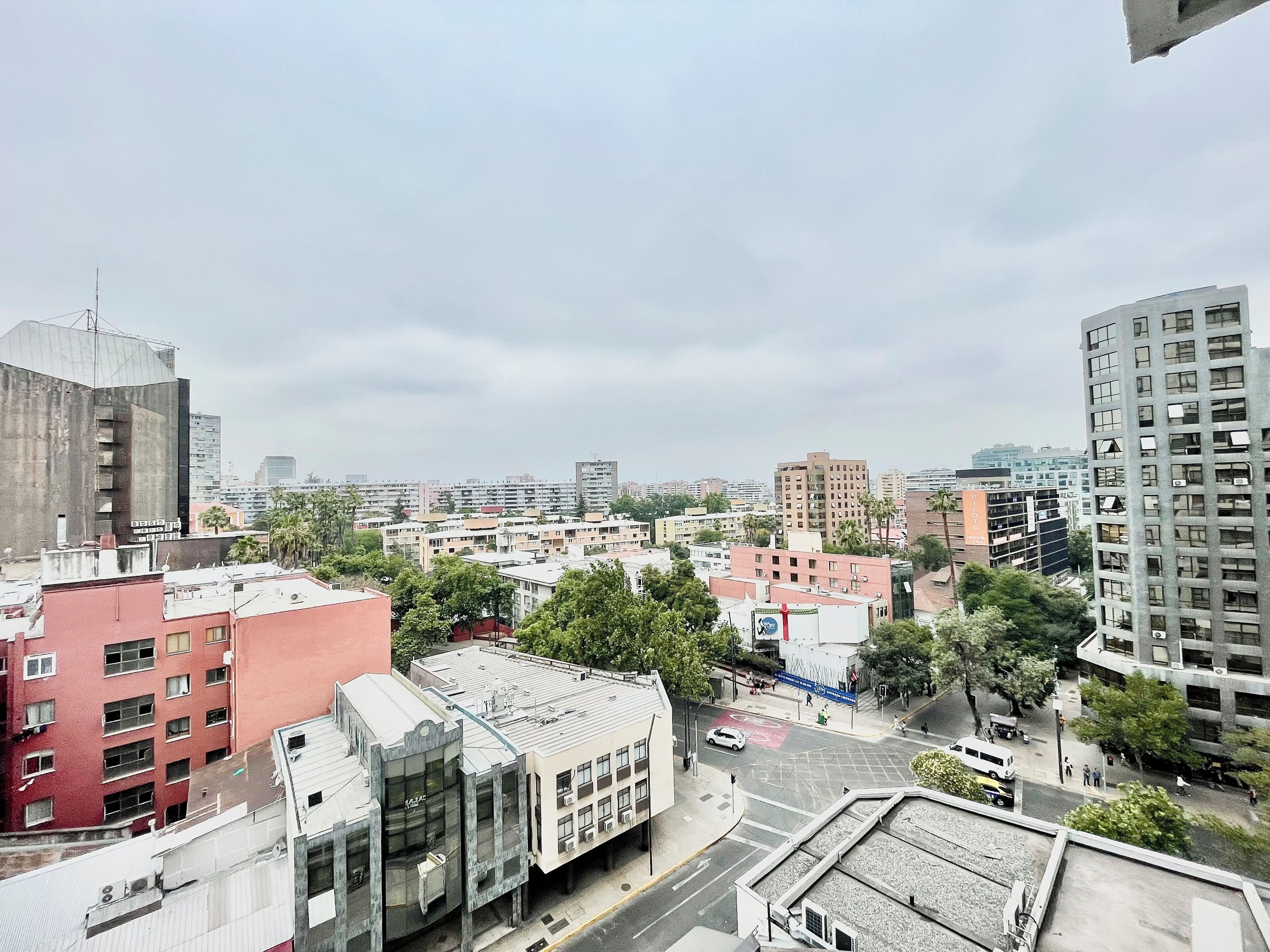 Pemandangan kota dari properti