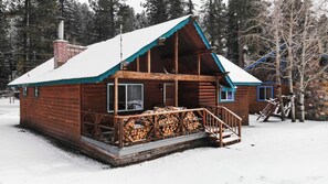 Exterior - Croll Cabins-Peterson's Porch- #6 at Vallecito Lake. Amazing views, pet friendly (Bayfield)