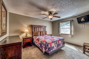5 bedrooms, WiFi, bed sheets