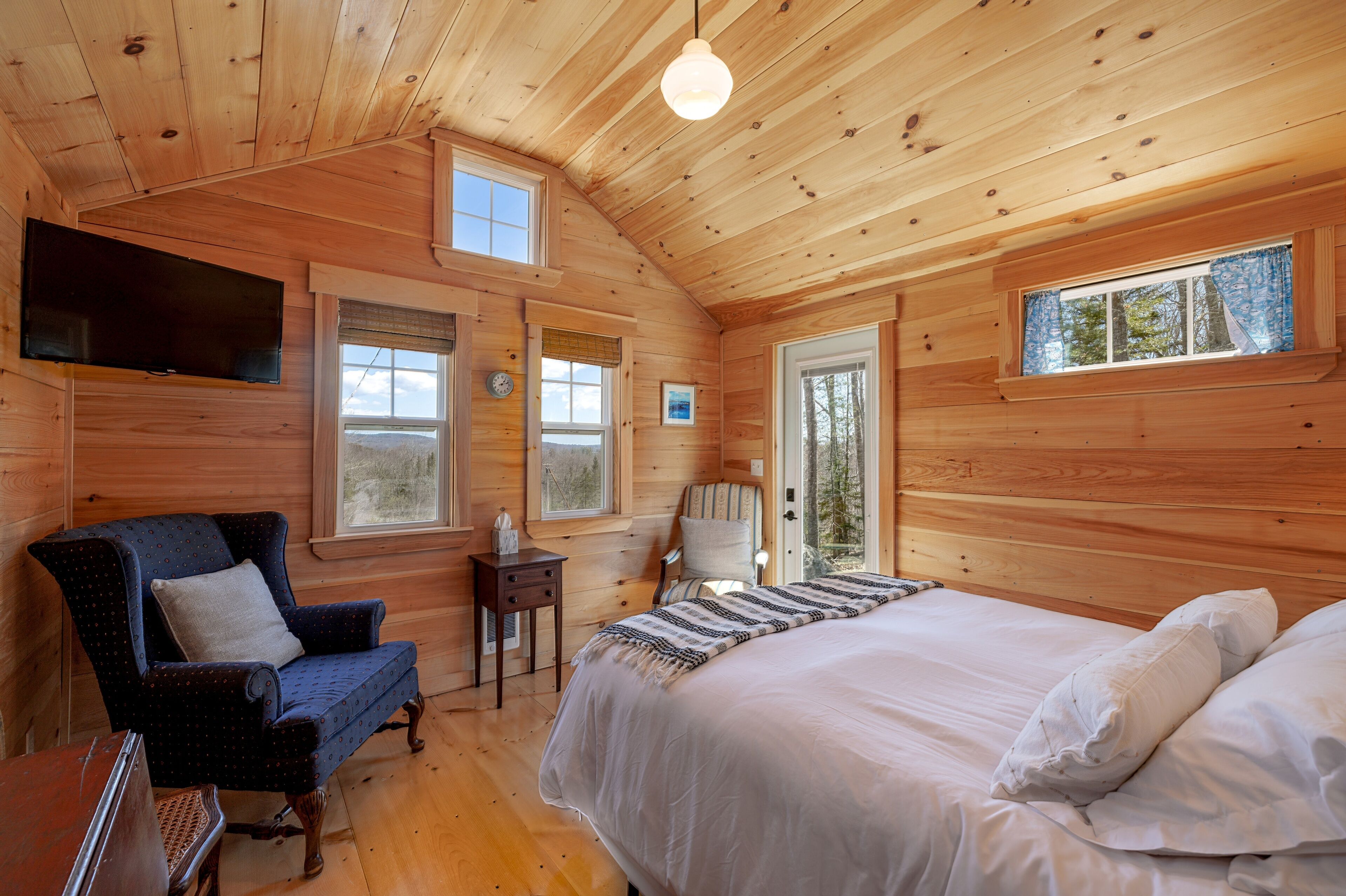 1 chambre, fer et planche à repasser, Wi-Fi gratuit, draps fournis