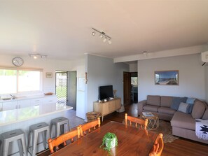 Interior - 9 Bastion Point Road (Mallacoota)