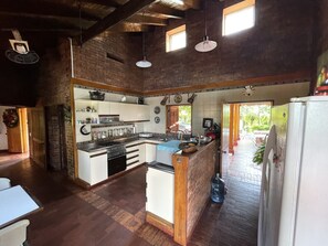 Fridge, microwave, oven, coffee/tea maker