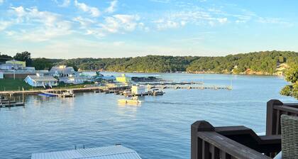 Lake front with orovate dock located in same cove as Coconuts!!!