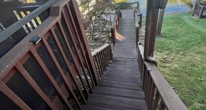 Lake front with orovate dock located in same cove as Coconuts!!!