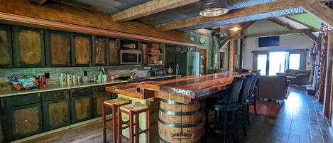 冰箱、微波炉、烤箱、炉灶