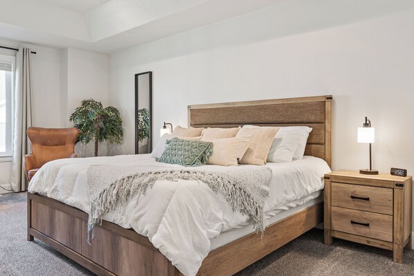 4 bedrooms, iron/ironing board, travel cot, free WiFi