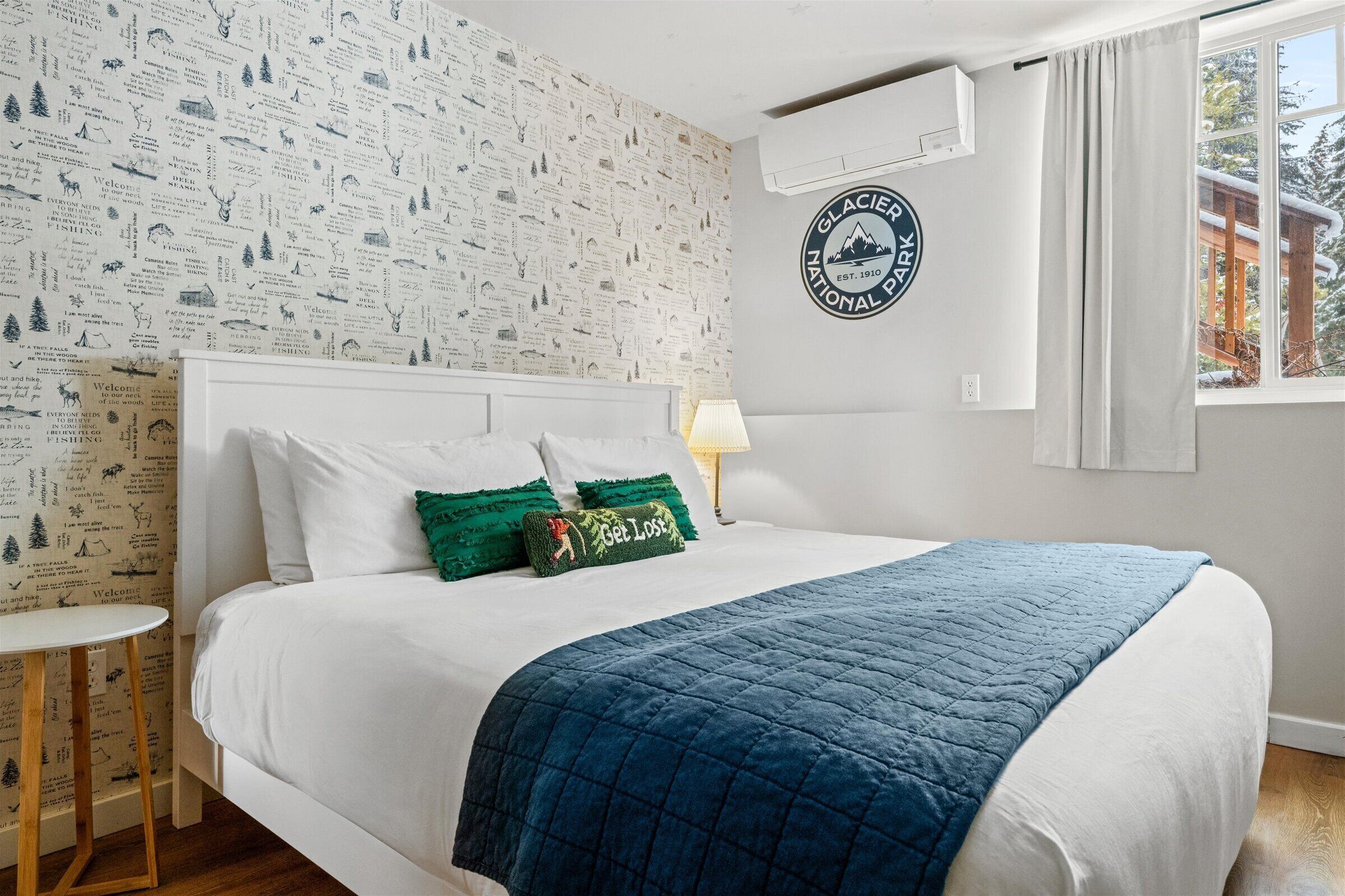 5 bedrooms, desk, iron/ironing board, free WiFi