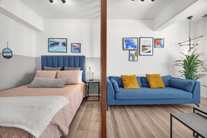 1 habitación, escritorio, tabla de planchar con plancha y wifi gratis 
