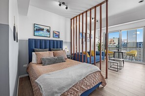 1 bedroom, desk, iron/ironing board, free WiFi - Amazing Volcano Views - 11th Floor Apartment (Ciudad de Guatemala)