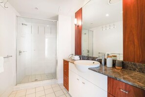 Shower, hair dryer, shampoo