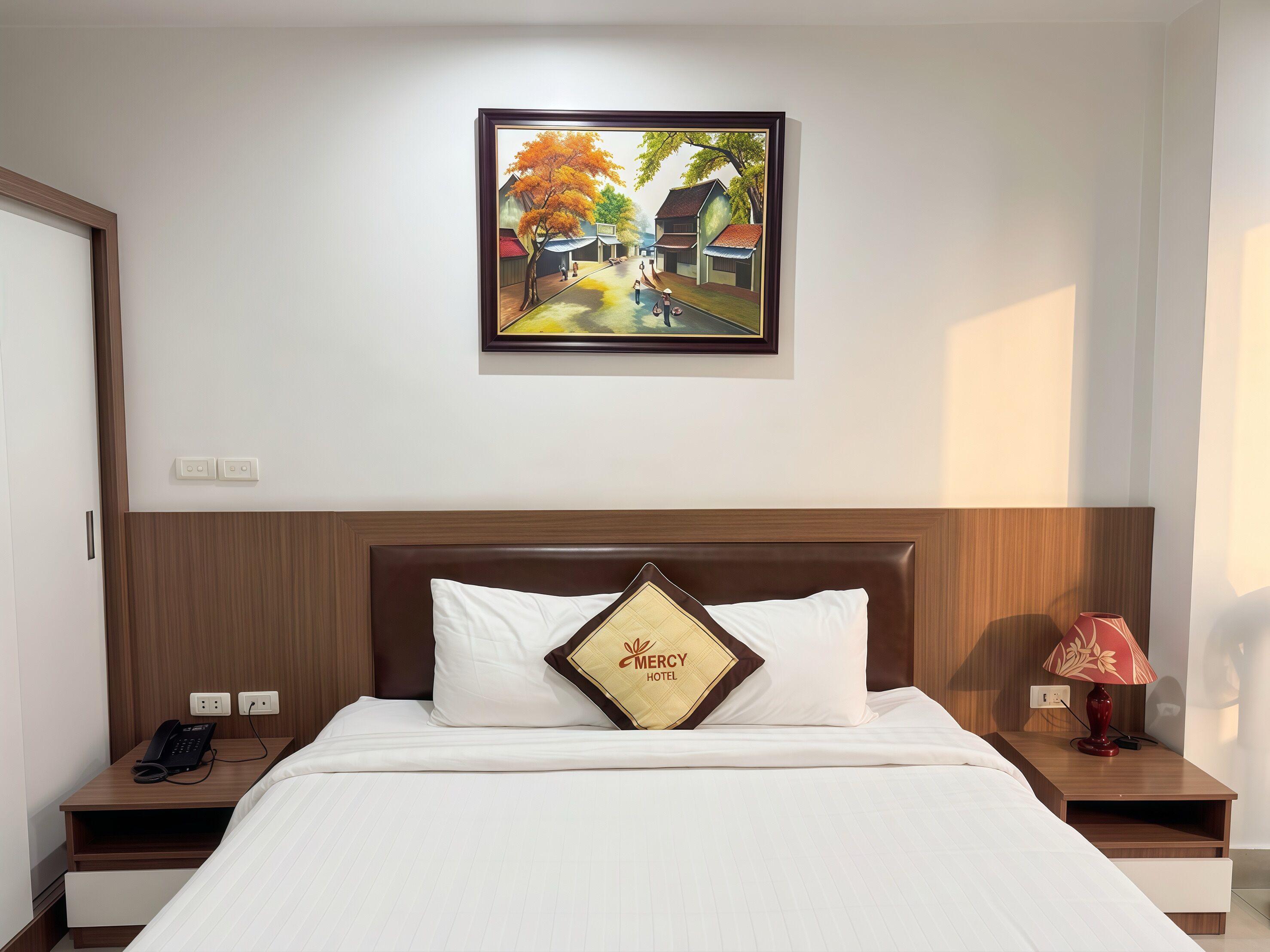 Photo - Mercy Hotel