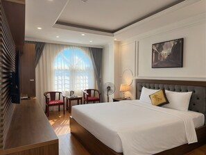 Standard Double Room | Free minibar items, desk, blackout curtains, soundproofing - Mercy Hotel (Hanoi)