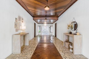 Interior detail - AV Villa Canggu Hearts (Canggu)