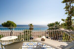 Deluxe Double Room, Sea View | Minibar, in-room safe, desk, laptop workspace