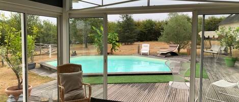 Piscine extérieure, piscine chauffée