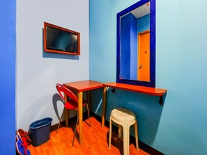 Kahden hengen standard-huone | Wi-Fi, vuodevaatteet