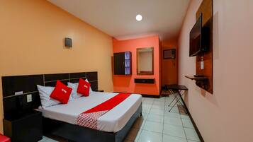 Suite, 1 Bedroom | 1 bedroom, WiFi, bed sheets