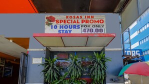 Exterior - OYO 861 Rosas Travellers Inn (Quezon City)