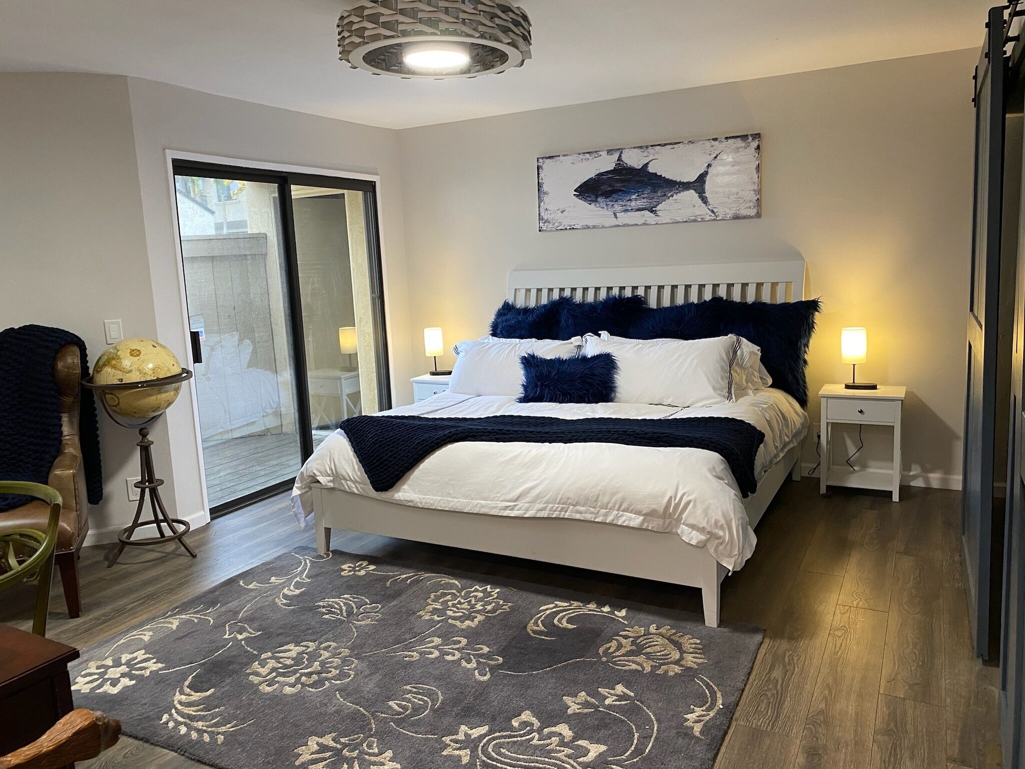 Relax at CercaDelPlaya: Just .7miles to the Beach! Sleeps 10 comfortably!